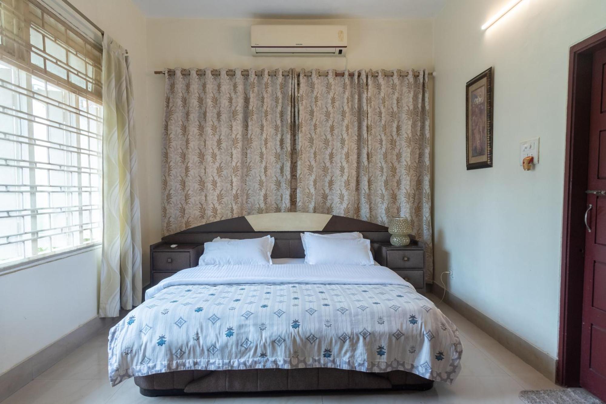 The Urban Grandeur 1 Bed & Breakfast Guwahati Ngoại thất bức ảnh